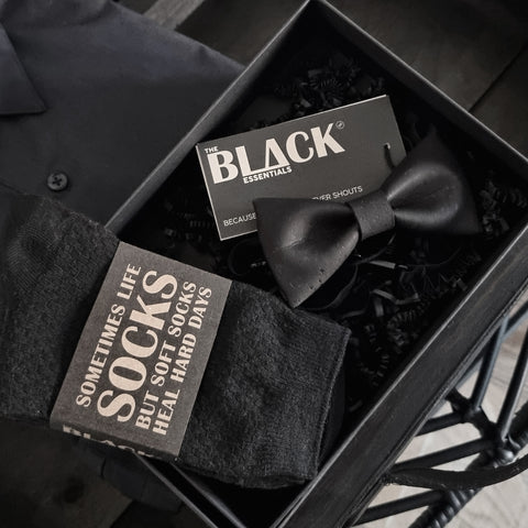 Black Essentials - Gift set - Hipbow Black ("The 007") + 2x Bamboo Socks in Black